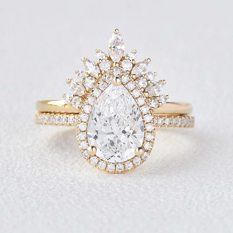 2.0 Classic Pear Cut Lab Grown Diamond Halo Ring Set 2pcs
