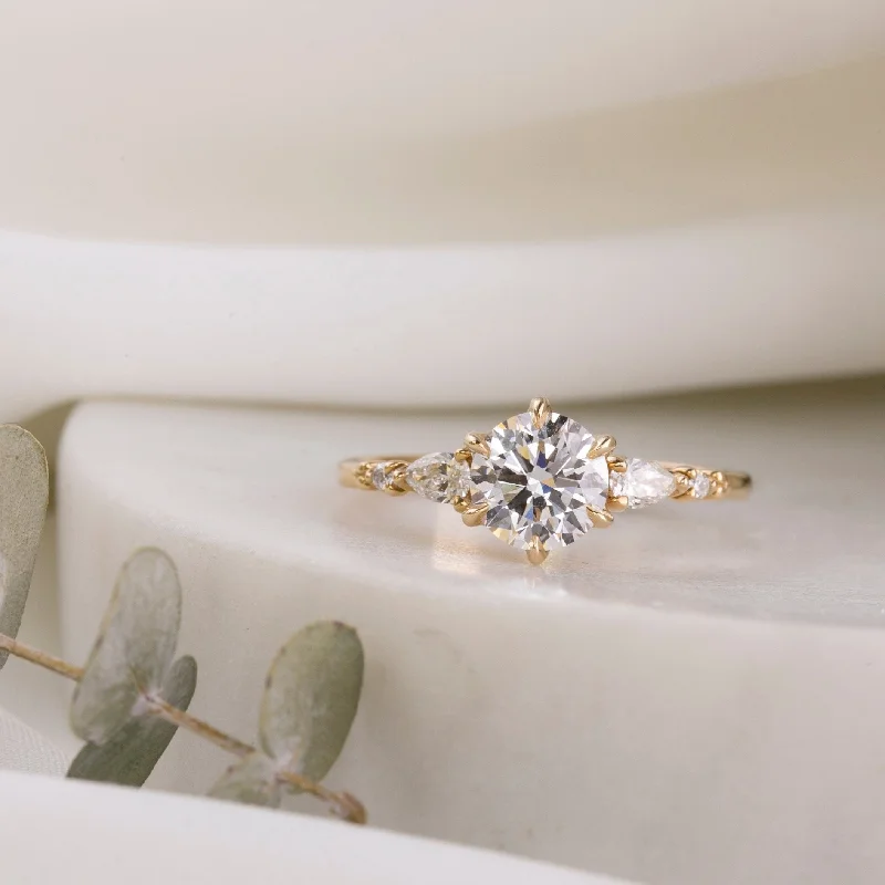 Estel Fleur Petal Ring, IGI Certified 1.04ct Lab Diamond, 14k Yellow Gold (One of a kind) Estel Fleur Petal Ring, IGI Certified 1.04ct Lab Diamond, 14k Yellow Gold (One of a kind)