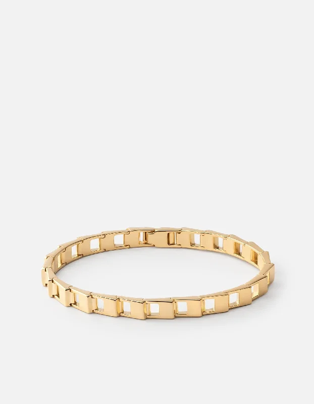 Diamond - Encrusted Women's Rings for Special Occasions in 18K GoldCava Bracelet, Gold Vermeil